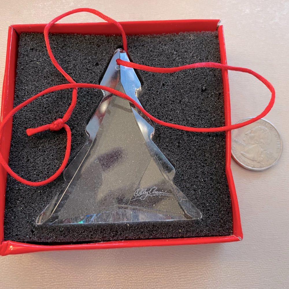Oleg cassini glass signed Xmas tree ornament